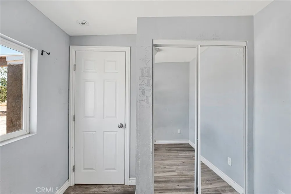 10912 Matilija Apple Valley, CA 92308