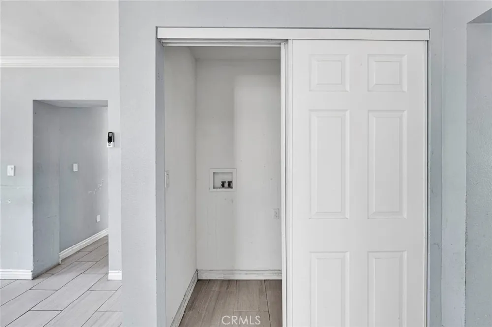 10912 Matilija Apple Valley, CA 92308