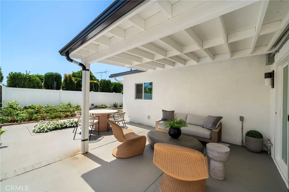 9162 Brabham Drive Huntington Beach, CA 92646