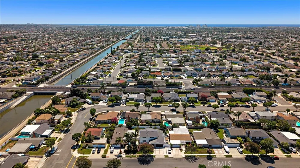 9162 Brabham Drive Huntington Beach, CA 92646