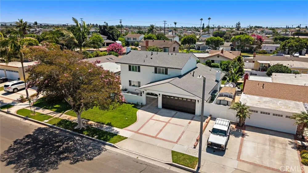 9162 Brabham Drive Huntington Beach, CA 92646