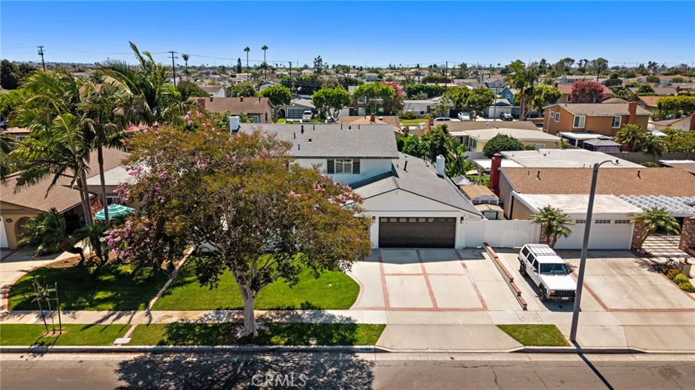 9162 Brabham Drive Huntington Beach, CA 92646
