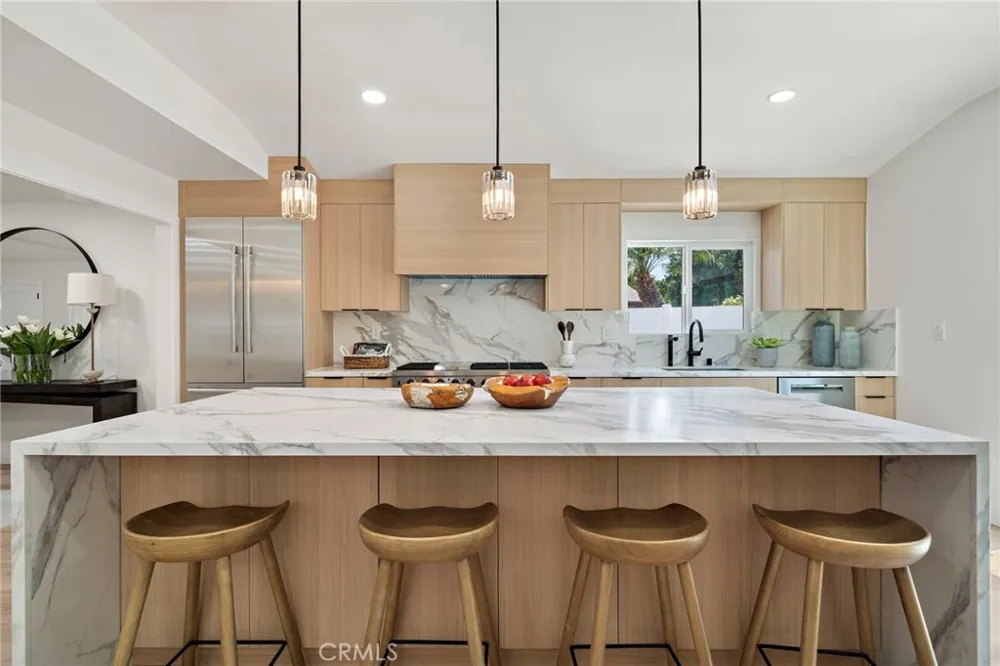 9162 Brabham Drive Huntington Beach, CA 92646