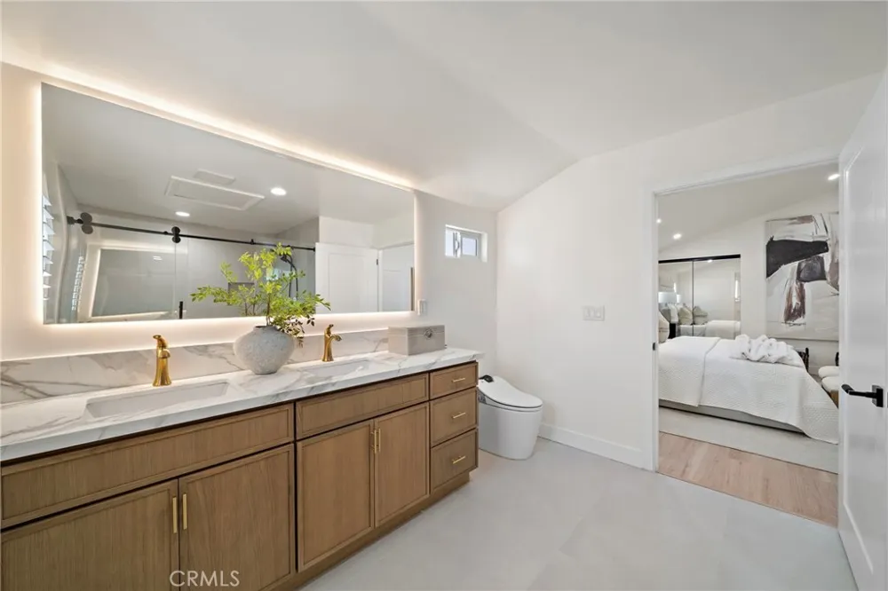 9162 Brabham Drive Huntington Beach, CA 92646
