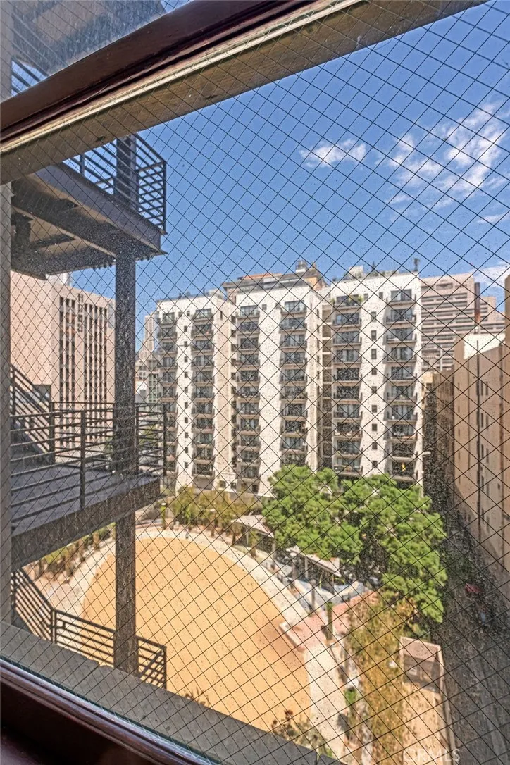 460 S Spring Unit 702 Los Angeles, CA 90013