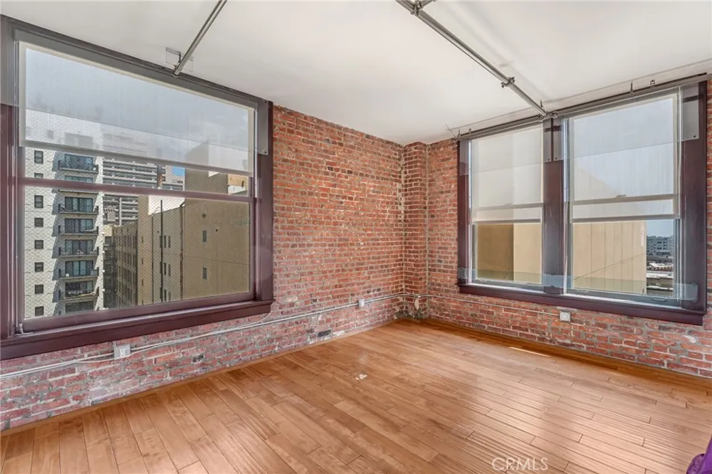 460 S Spring Unit 702 Los Angeles, CA 90013