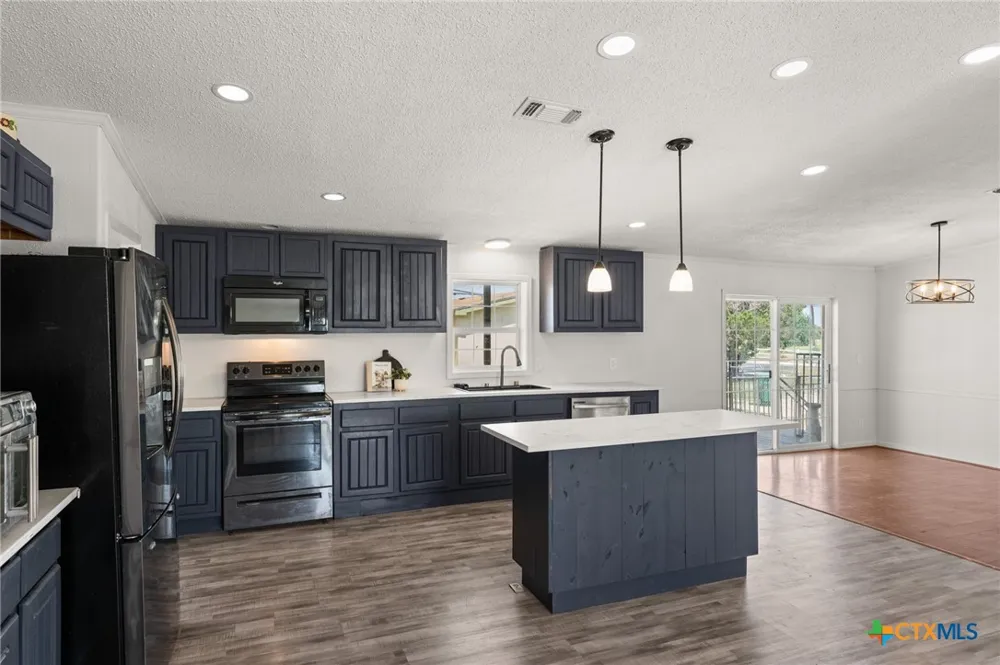 2004 Warriors Path Harker Heights, TX 76548