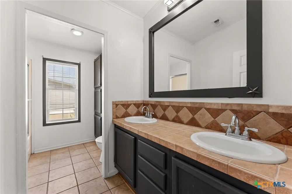 2004 Warriors Path Harker Heights, TX 76548