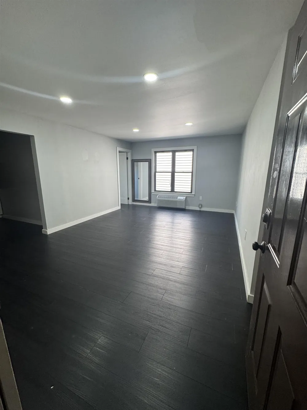 327 71ST ST Guttenberg, NJ 07093