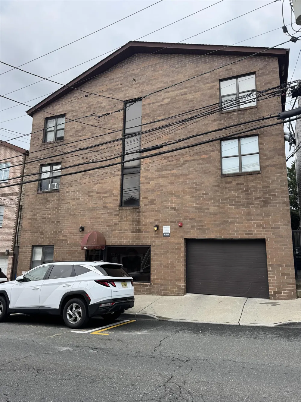 327 71ST ST Guttenberg, NJ 07093