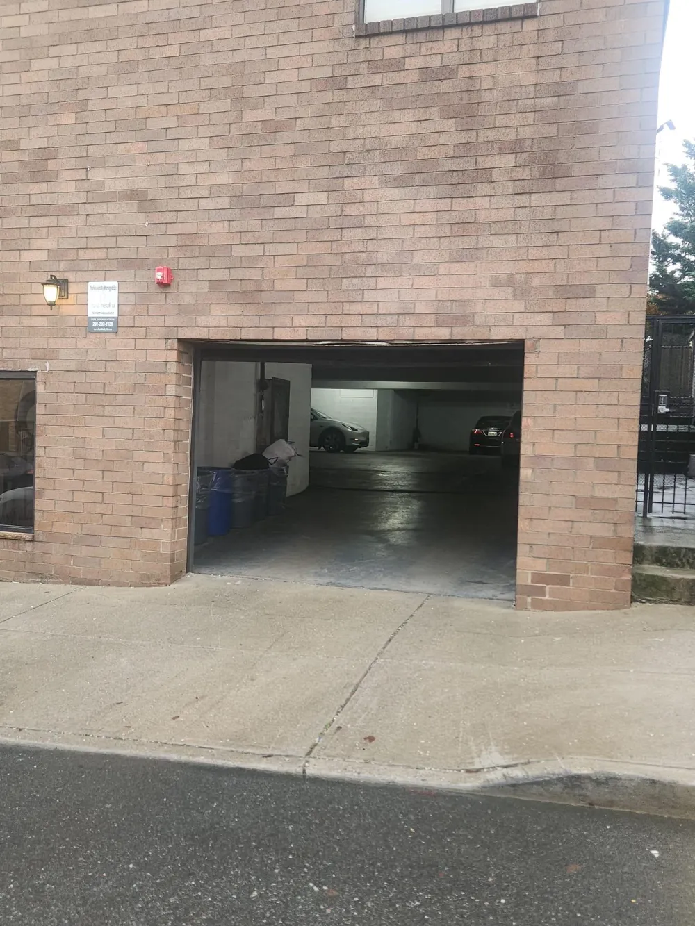 327 71ST ST Guttenberg, NJ 07093