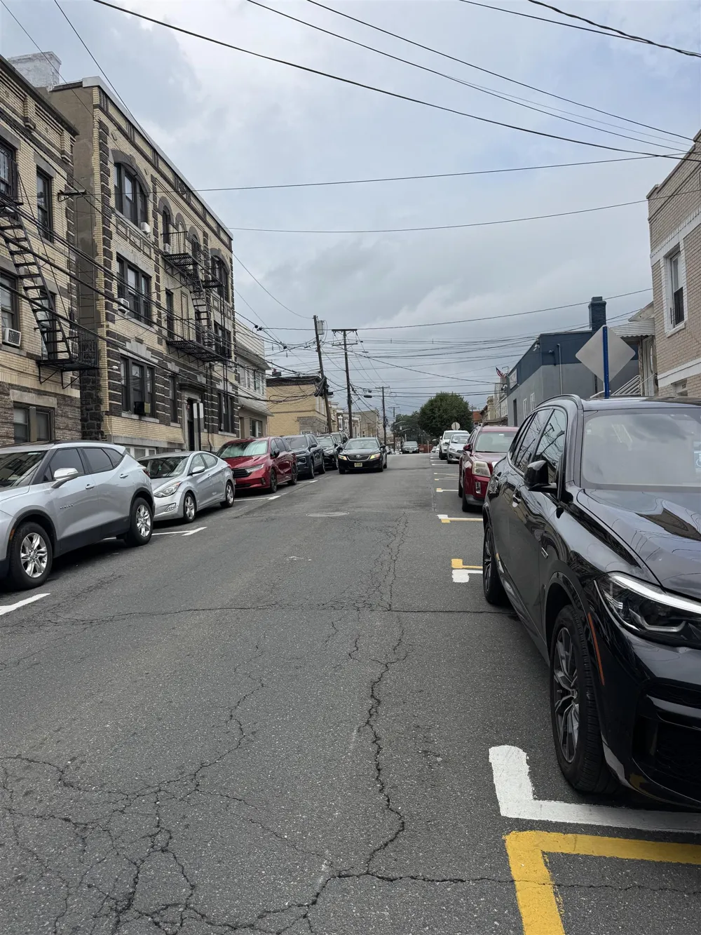 327 71ST ST Guttenberg, NJ 07093