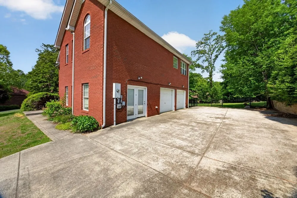 614 Bradford Trce Cookeville, TN 38501