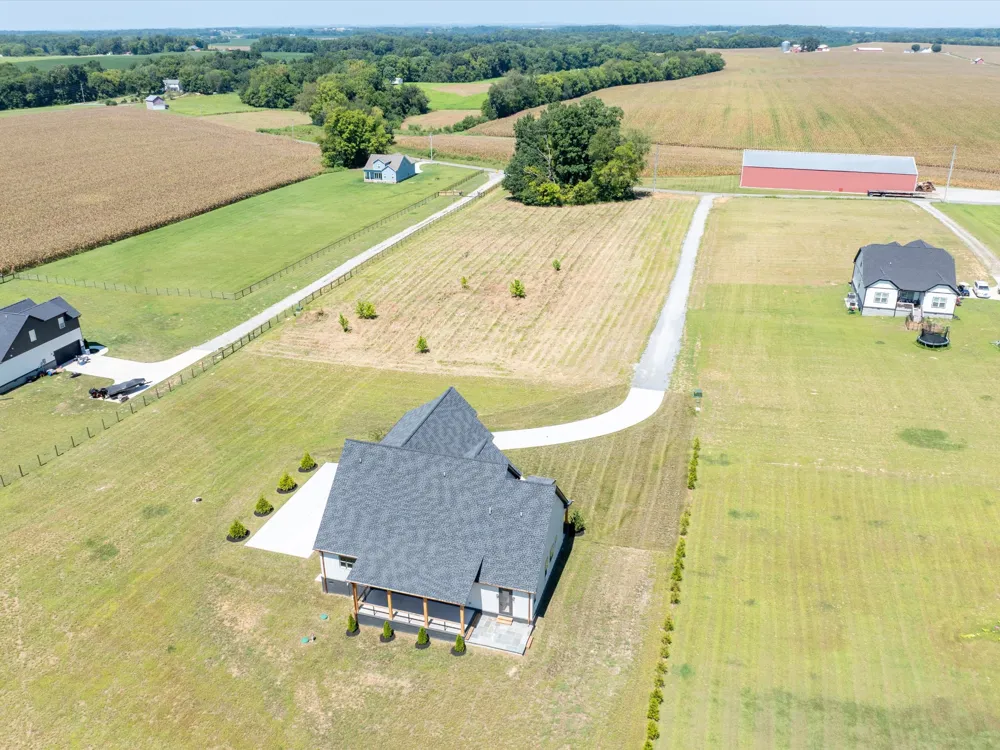 6447 Hopewell Rd Springfield, TN 37172