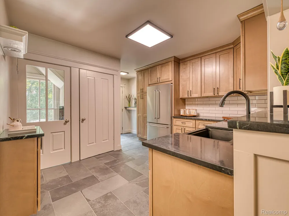 420 Evans Street Tecumseh City, MI 49286