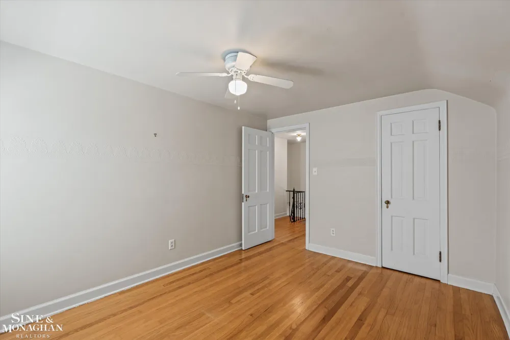 1930 Lochmoor Boulevard Grosse Pointe Woods City, MI 48236