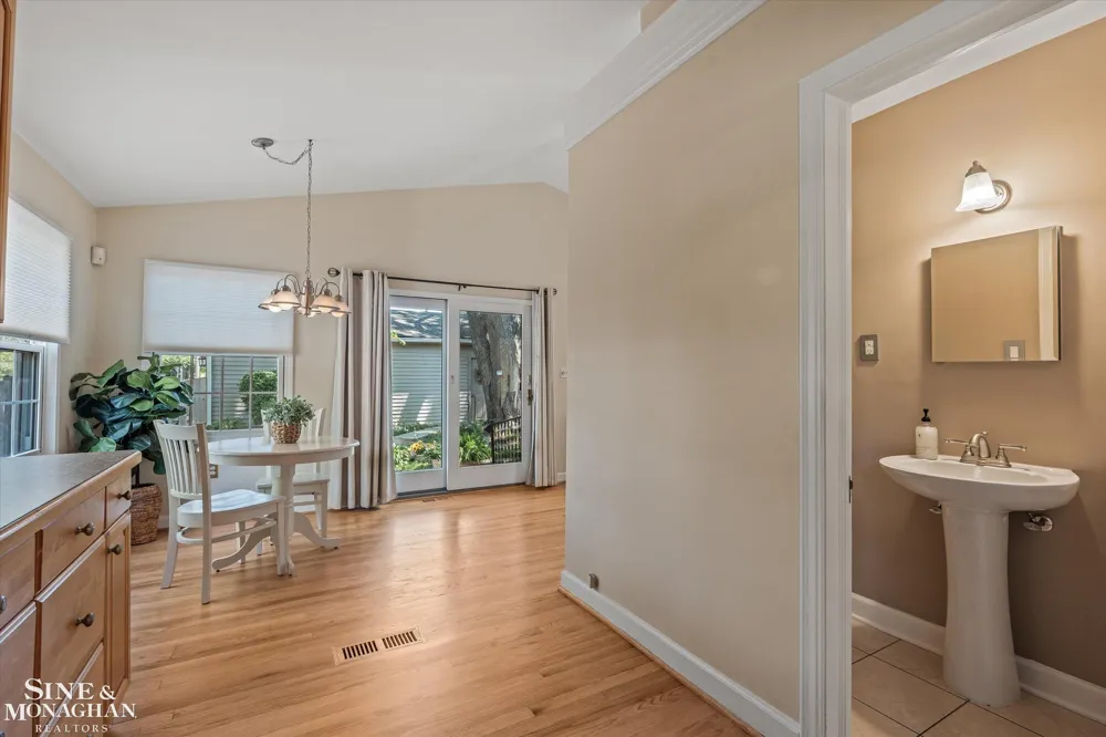 1930 Lochmoor Boulevard Grosse Pointe Woods City, MI 48236