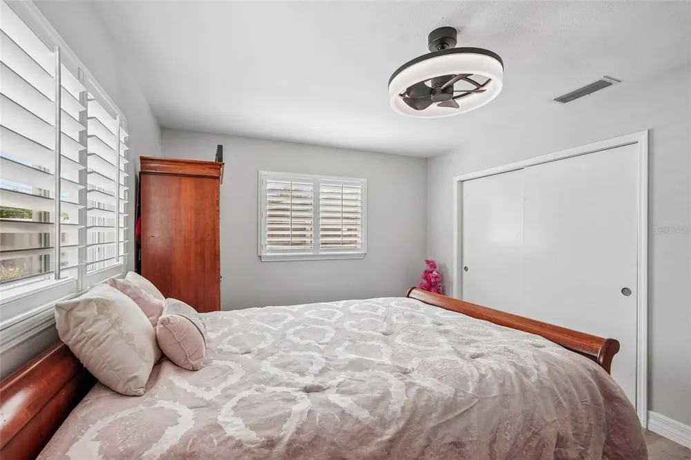 365 SHAMROCK BOULEVARD Venice, FL 34293
