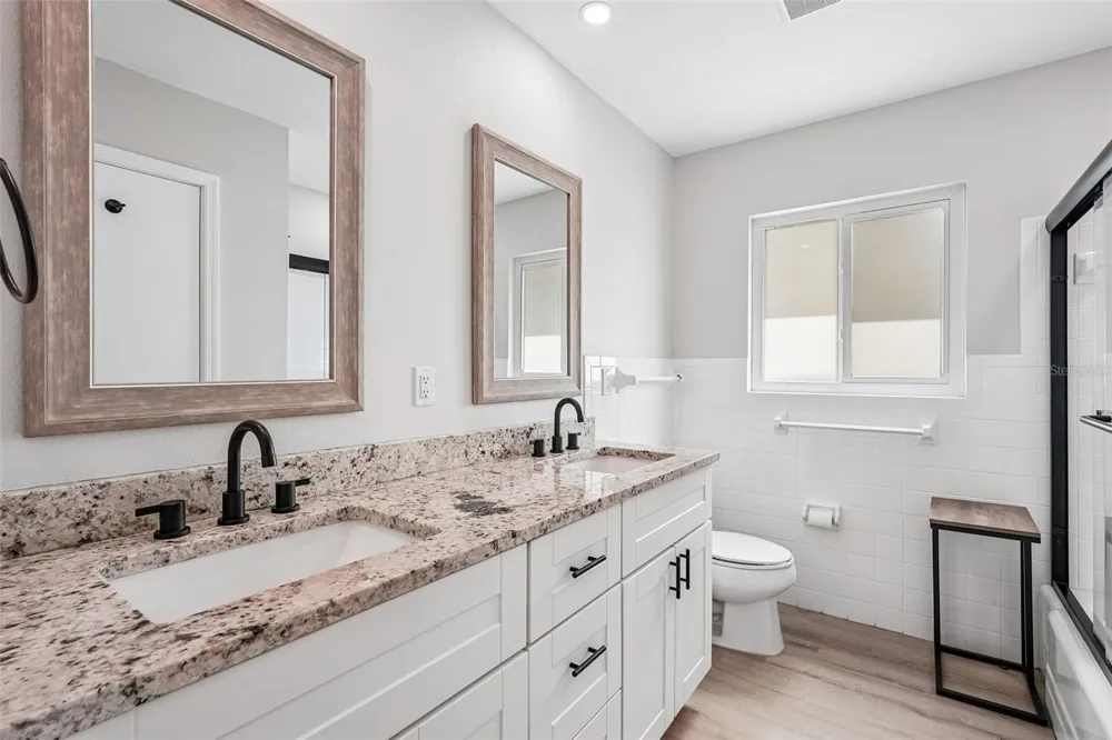 365 SHAMROCK BOULEVARD Venice, FL 34293