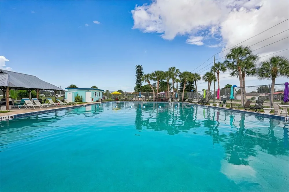 365 SHAMROCK BOULEVARD Venice, FL 34293