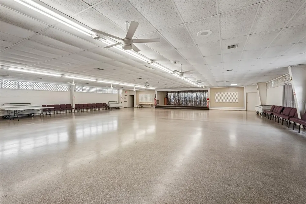 365 SHAMROCK BOULEVARD Venice, FL 34293