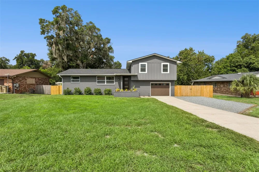 33241 FAIRWAY ROAD Leesburg, FL 34788