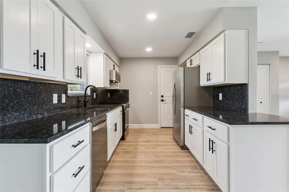 33241 FAIRWAY ROAD Leesburg, FL 34788
