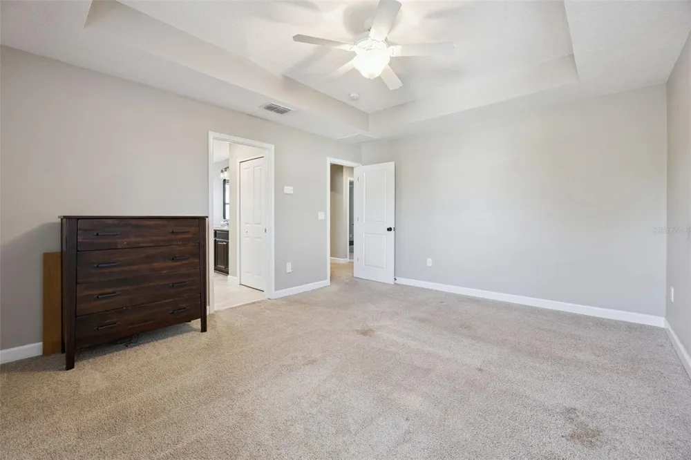 7618 BLUEJACK OAK DRIVE Winter Garden, FL 34787