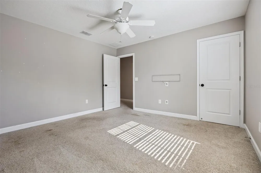 7618 BLUEJACK OAK DRIVE Winter Garden, FL 34787