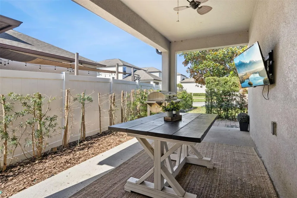 7618 BLUEJACK OAK DRIVE Winter Garden, FL 34787