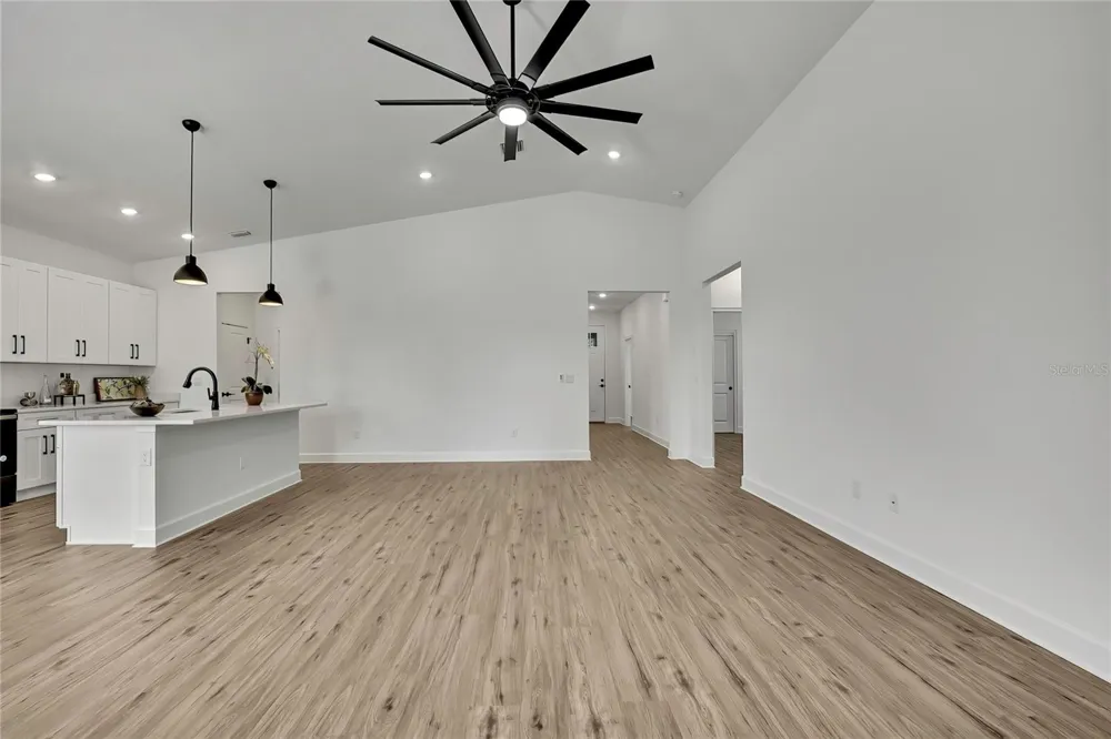 13126 MEADOW SWALLOW AVENUE Brooksville, FL 34613