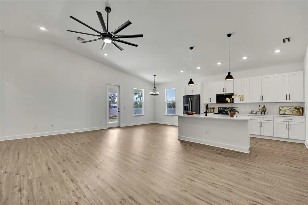 13126 MEADOW SWALLOW AVENUE Brooksville, FL 34613