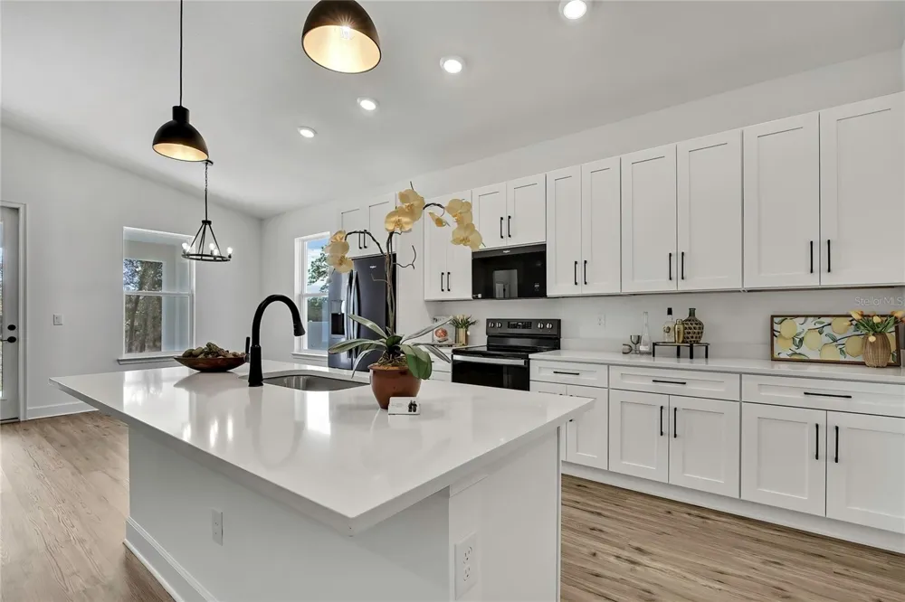 13126 MEADOW SWALLOW AVENUE Brooksville, FL 34613