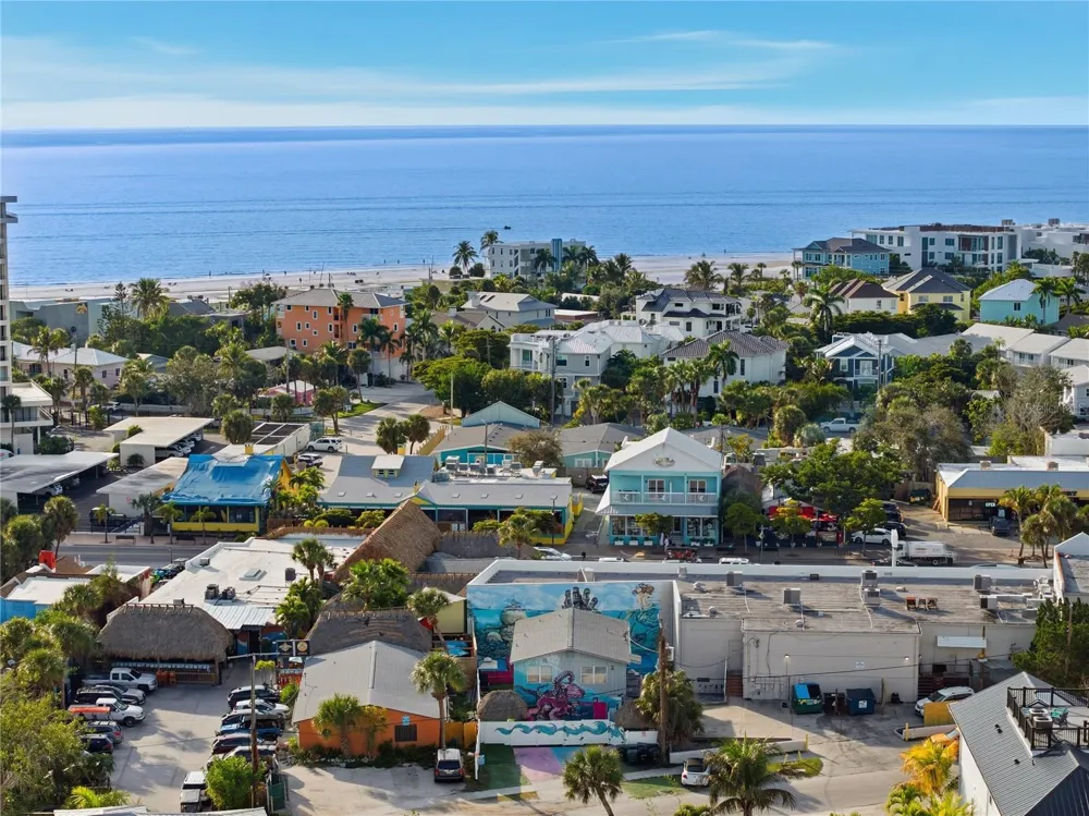 5228 CALLE MENORCA Sarasota, FL 34242
