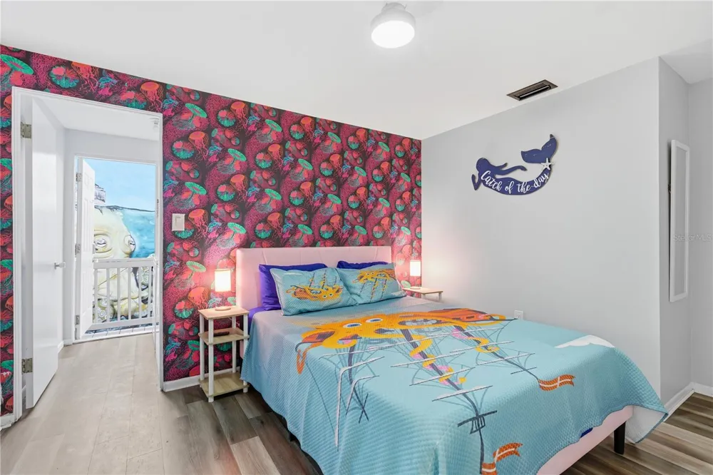 5228 CALLE MENORCA Sarasota, FL 34242
