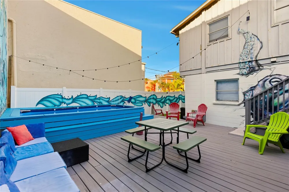 5228 CALLE MENORCA Sarasota, FL 34242