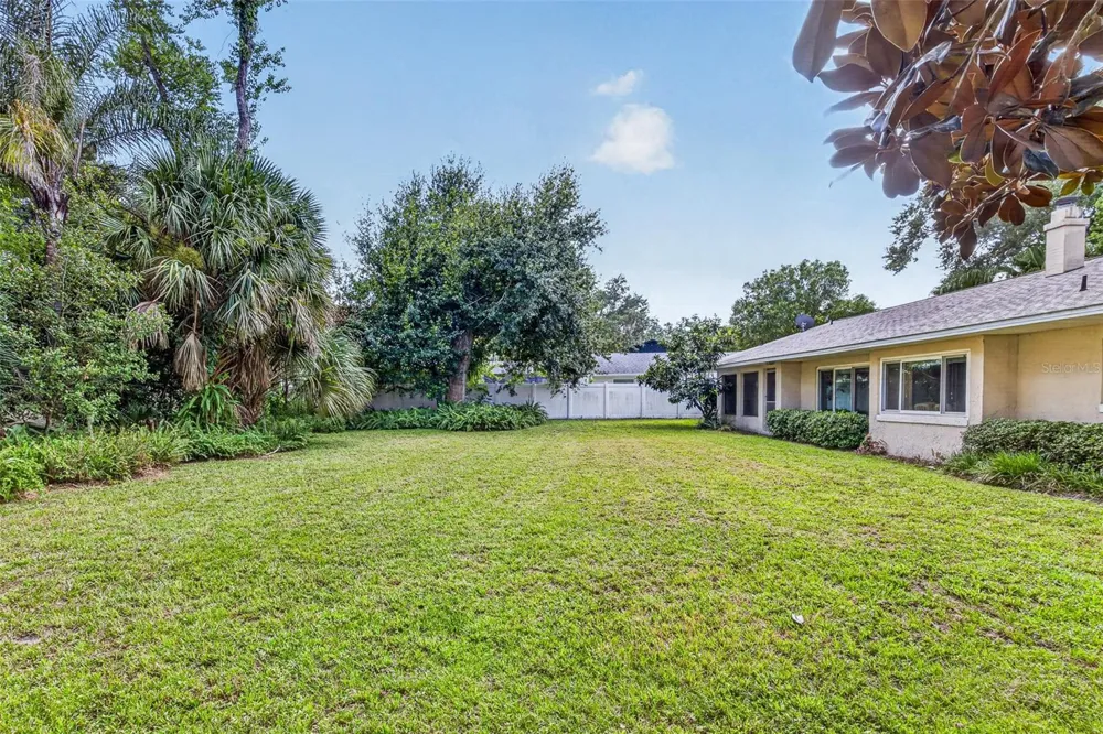 301 VALENCIA COURT Winter Garden, FL 34787
