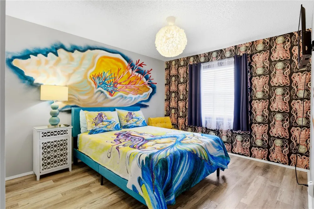 527 BEACH ROAD Sarasota, FL 34242