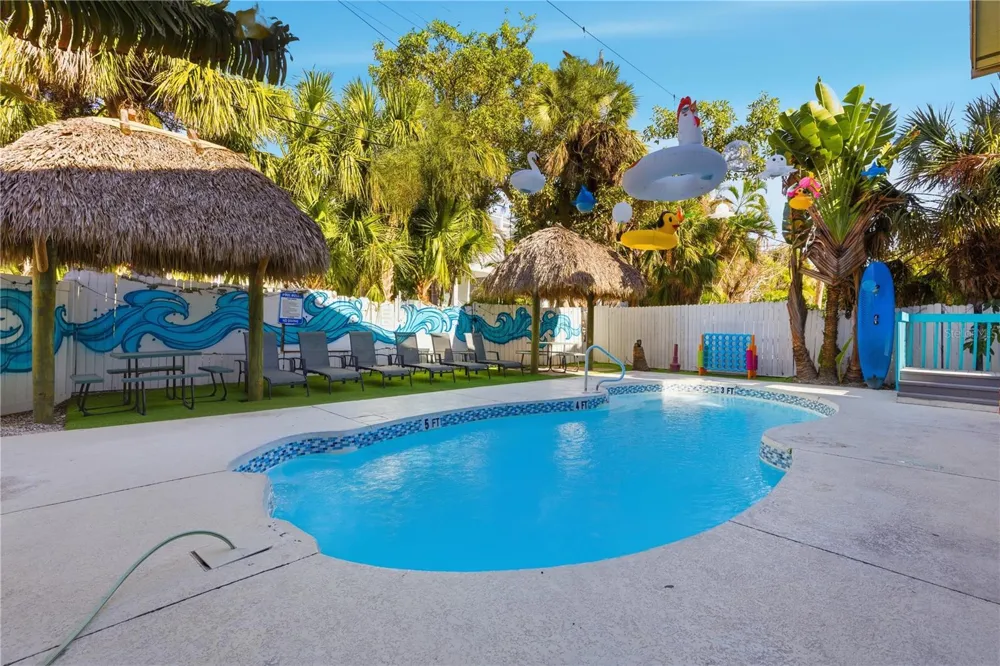 527 BEACH ROAD Sarasota, FL 34242