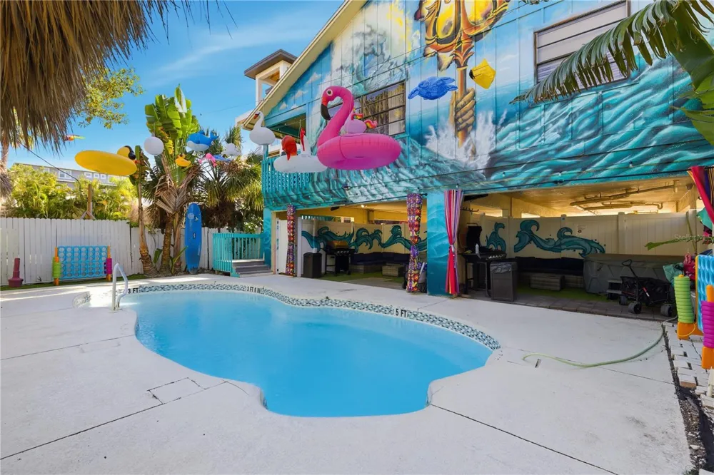 527 BEACH ROAD Sarasota, FL 34242