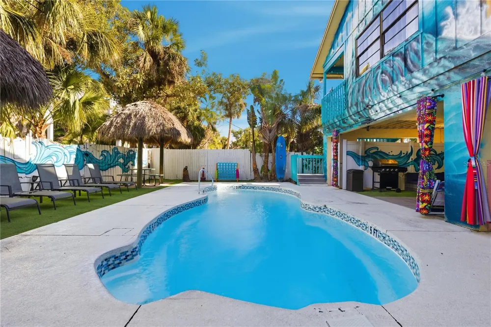 527 BEACH ROAD Sarasota, FL 34242