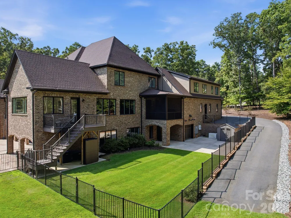 875 Starboard Reach Lexington, NC 27292