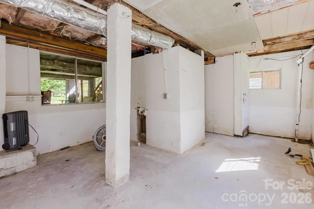1380 Highway 19a Highway Whittier, NC 28789