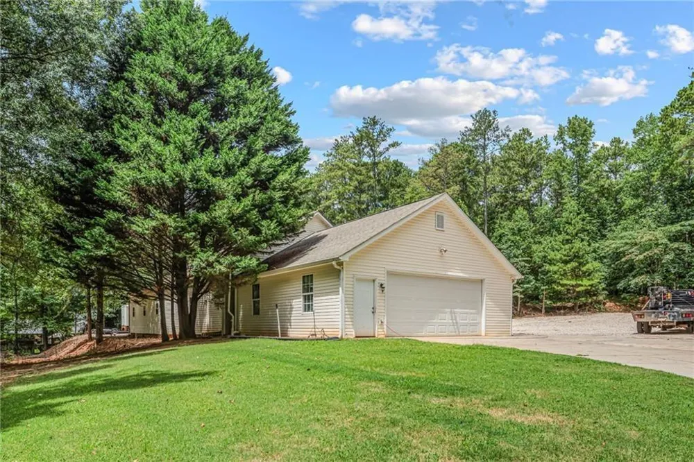 170 St Gabriel Way Fayetteville, GA 30215