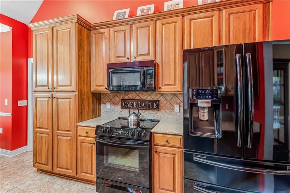 170 St Gabriel Way Fayetteville, GA 30215
