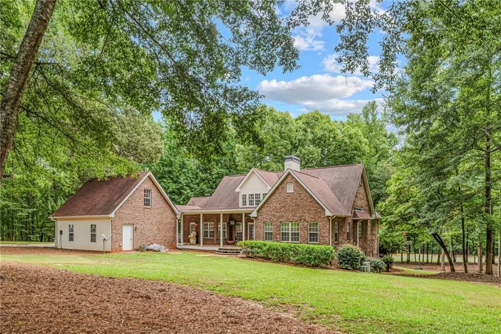 170 St Gabriel Way Fayetteville, GA 30215