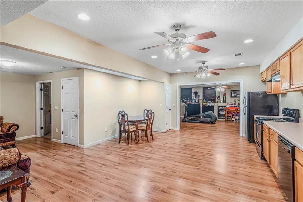 170 St Gabriel Way Fayetteville, GA 30215