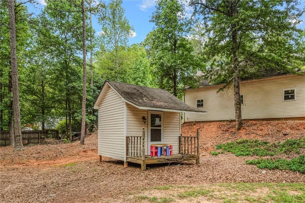 170 St Gabriel Way Fayetteville, GA 30215