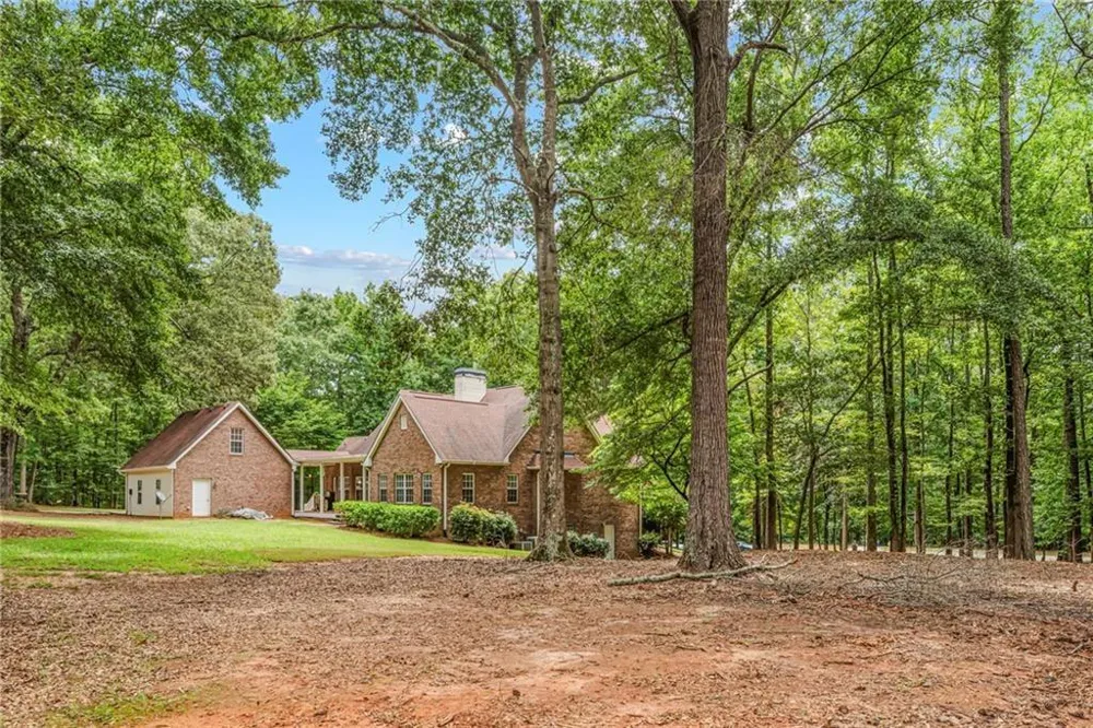 170 St Gabriel Way Fayetteville, GA 30215