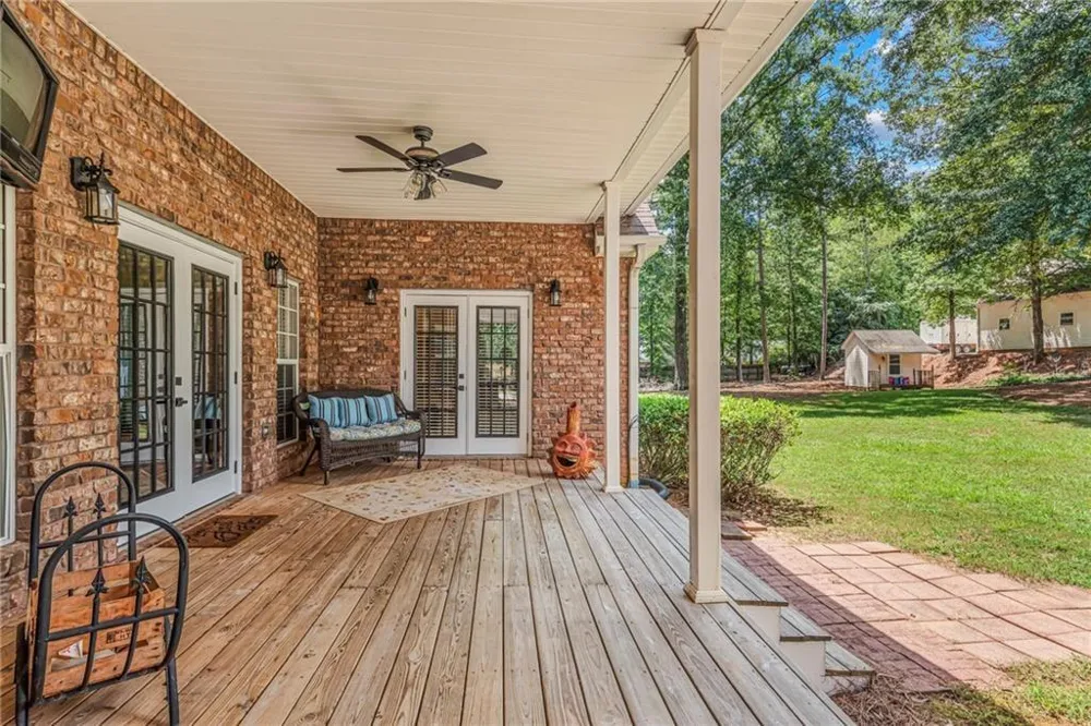 170 St Gabriel Way Fayetteville, GA 30215